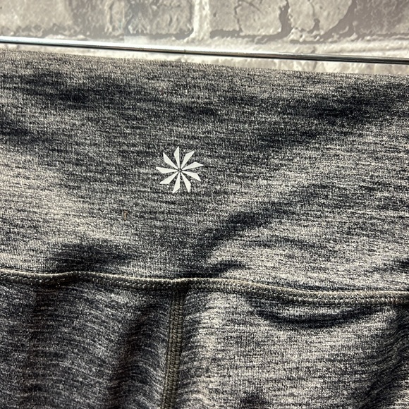 ‎Athleta - Picture 4 of 9